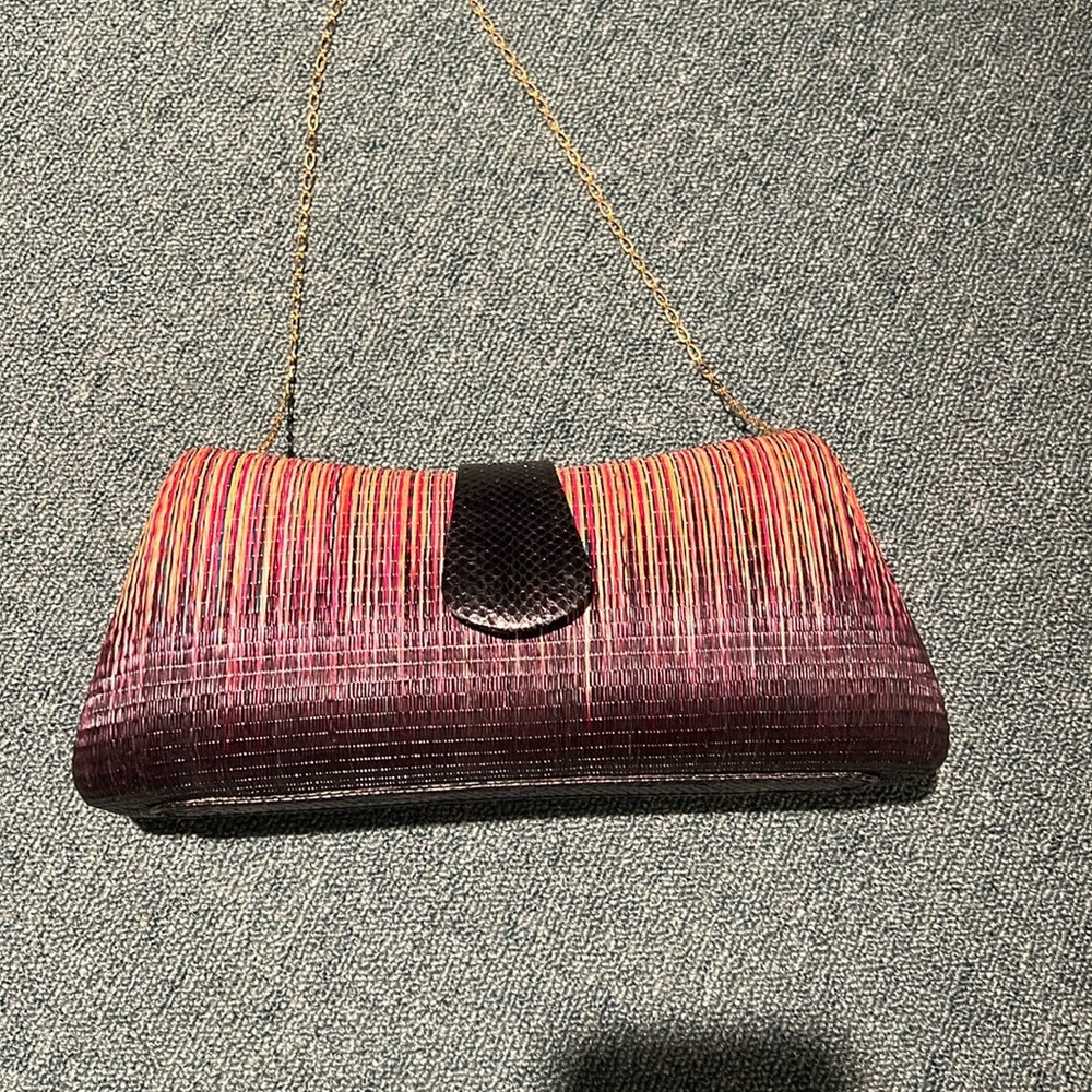 Chic Multicolor Clutch with Black Accent